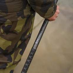 Avid Extremity Throwing Stick