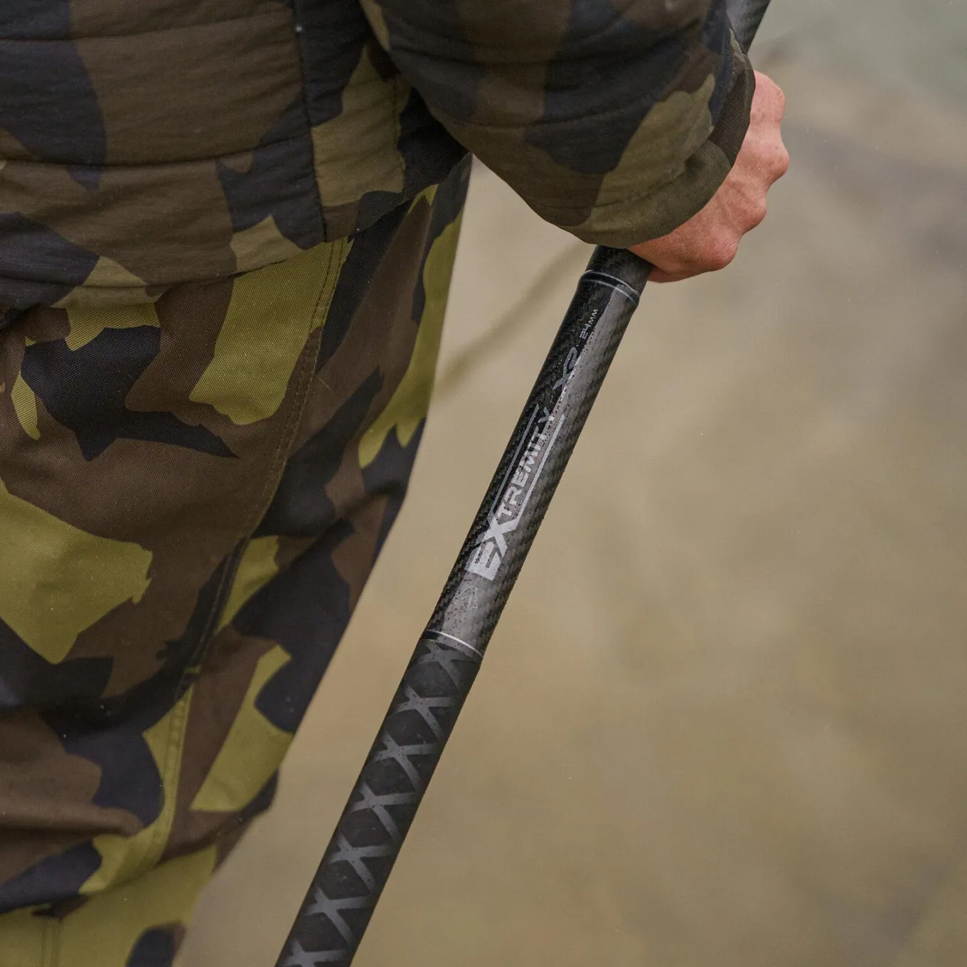 Avid Extremity Throwing Stick