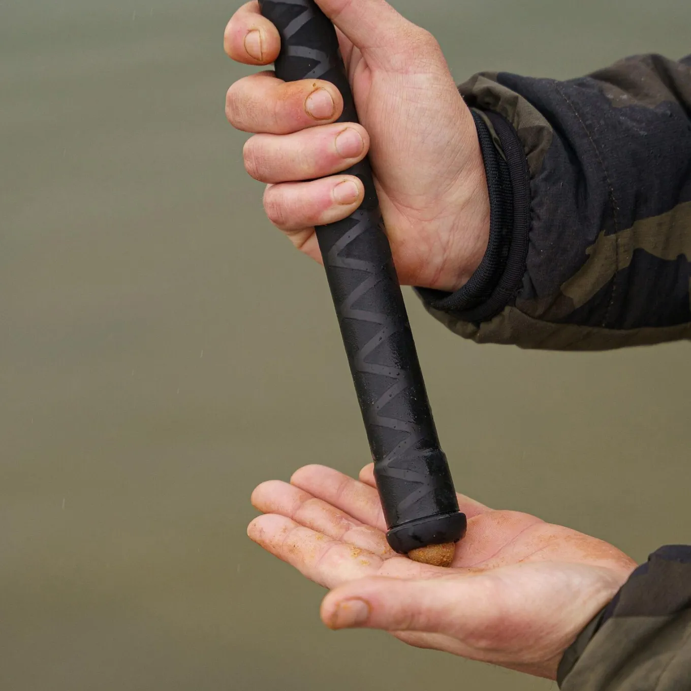 Avid Extremity Throwing Stick