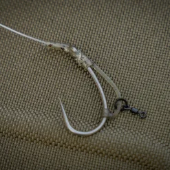 Avid Outline Mirco Ringed Hookbait Swivel #19