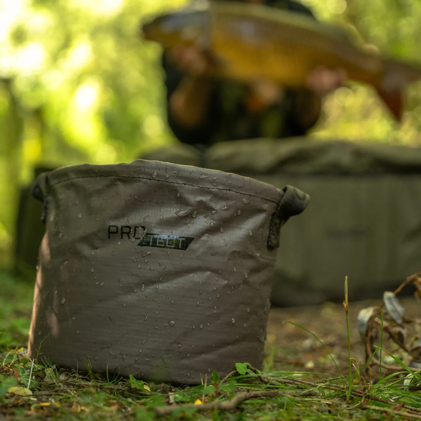 Avid PRO-Tect Water Bucket