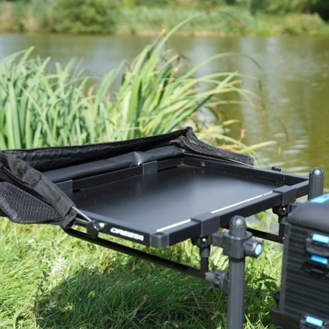 Cresta Solith Hooded Side Tray 60cm X 45cm