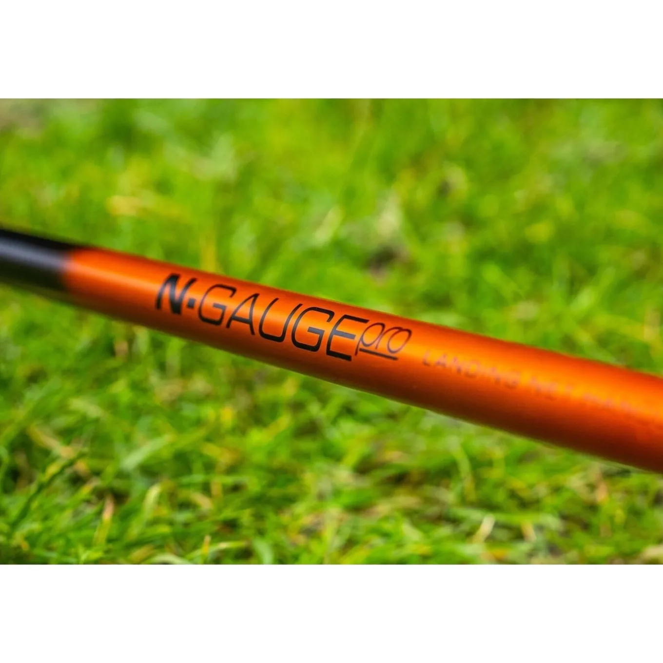 Guru N-Gauge 400 Net Handle 4.0m 3pc