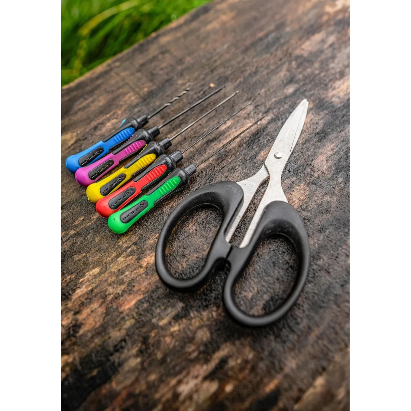 Korum Baiting Tool & Scissor Set