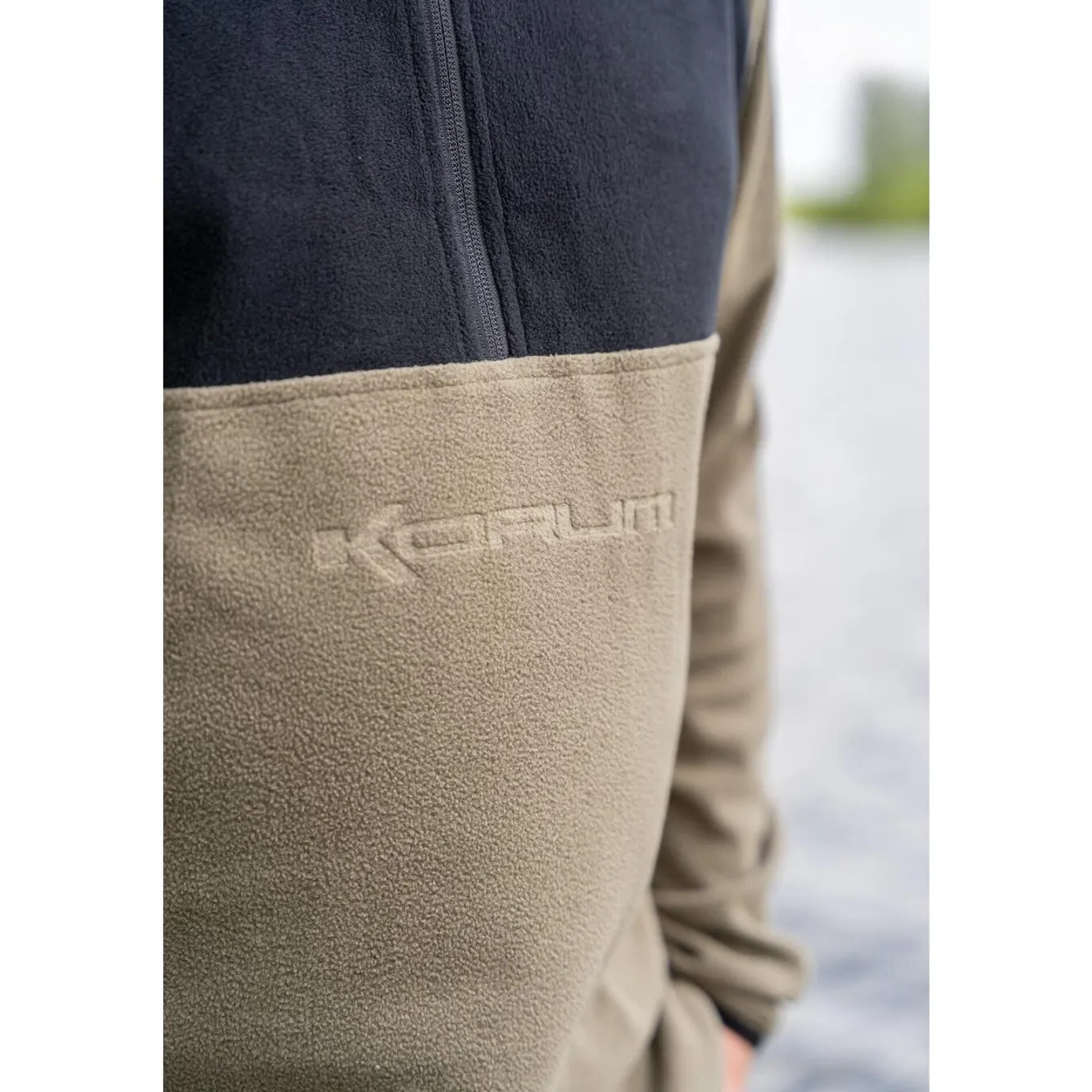 Korum Embossed Microfleece S