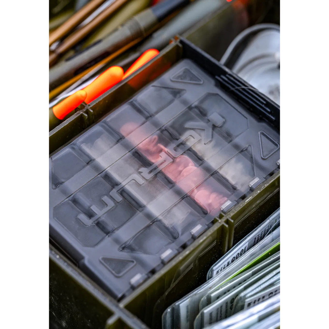Korum Tackle Dispenser Blox
