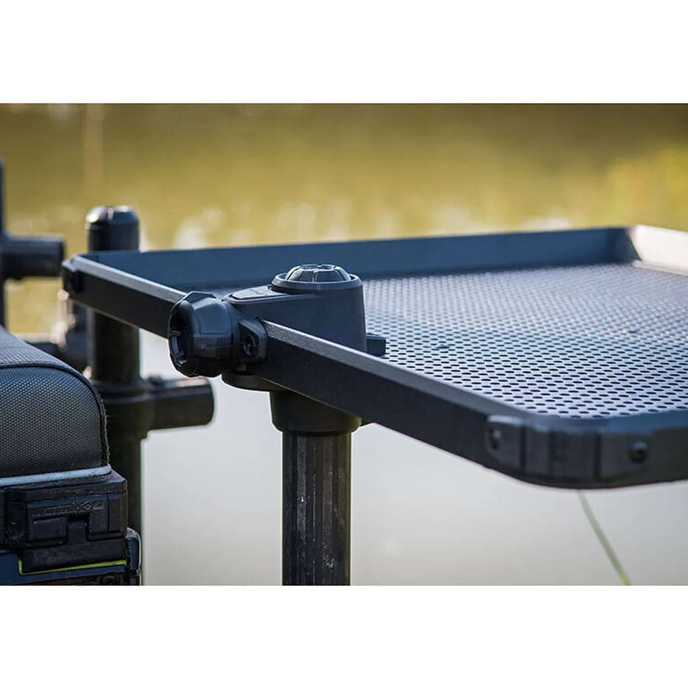 Matrix Self Support Side Tray