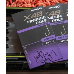 Matrix X4B Finesse Pole
