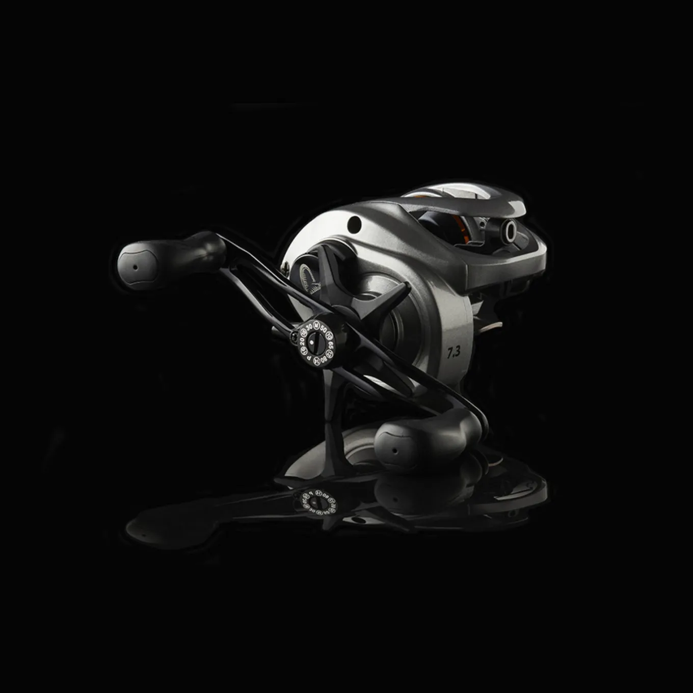 Savage Gear SG6 BC 300 LH 7.3:1